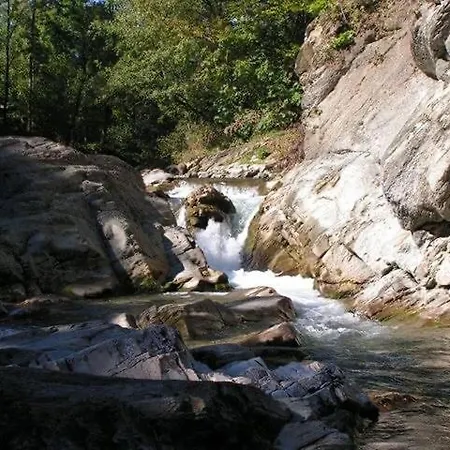 Gerendaház під горою