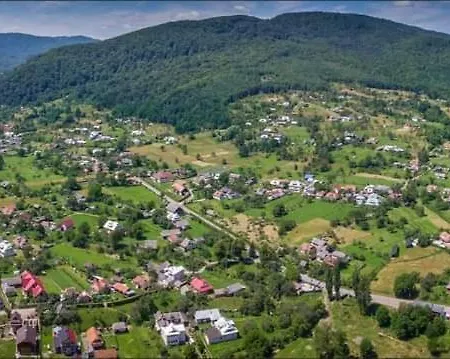Orman Evi під горою *