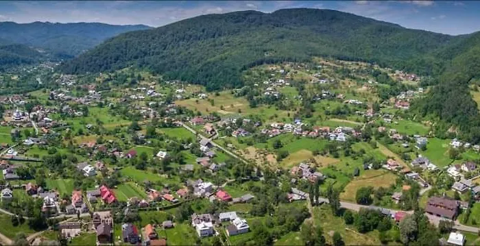 Lodge під горою *