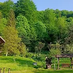 Gerendaház під горою Sesori