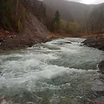 під горою Gerendaház