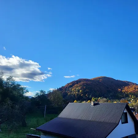 під горою Lodge Sheshory